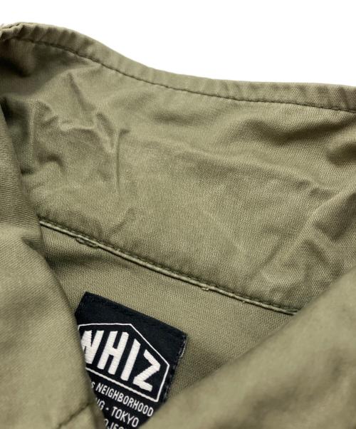 Izzue plus Neighborhood（イズー・プラス・ネイバーフッド）Izzue plus Neighborhood (イズー・プラス・ネイバーフッド) ミリタリー長袖シャツ オリーブ サイズ:SIZE Lの古着・服飾アイテム
