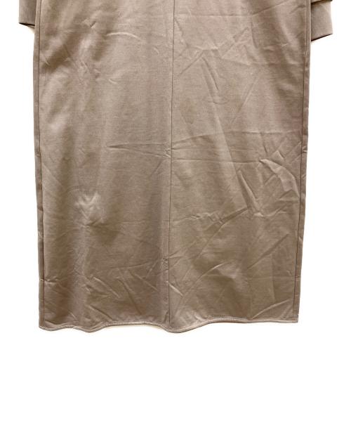 CINOH（チノ）CINOH (チノ) COTTON JERSEY DRESS グレージュ サイズ:38 未使用品の古着・服飾アイテム