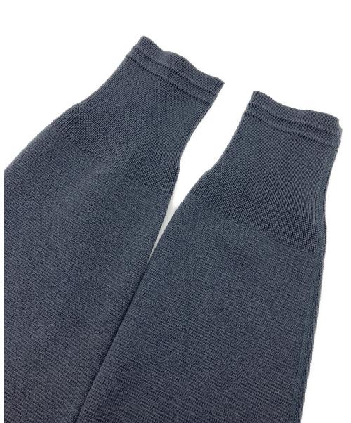 AK+1（エーケーワン）AK+1 (エーケーワン) ミラノリブクルーニット チャコールグレー サイズ:FREE 未使用品の古着・服飾アイテム