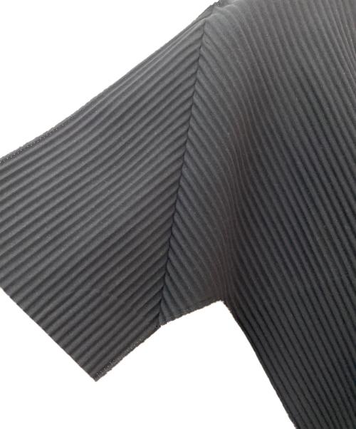 me ISSEY MIYAKE（ミーイッセイ ミヤケ）me ISSEY MIYAKE (ミーイッセイ ミヤケ) FINE KNIT PLEATS カットソー ブラック サイズ:Freeの古着・服飾アイテム