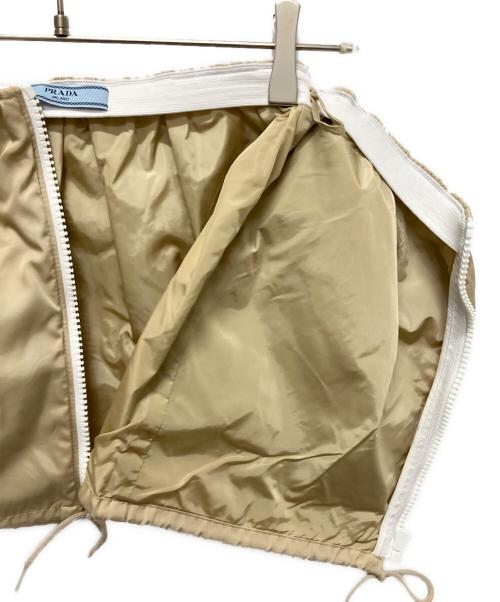 PRADA（プラダ）PRADA (プラダ) Re-Nylon ミニスカート ベージュ サイズ:36の古着・服飾アイテム