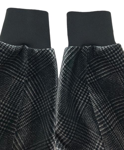 N.HOOLYWOOD（エヌ ハリウッド）N.HOOLYWOOD (エヌ ハリウッド) ベロア転写プリントブルゾン ブラック×シルバー サイズ:40の古着・服飾アイテム