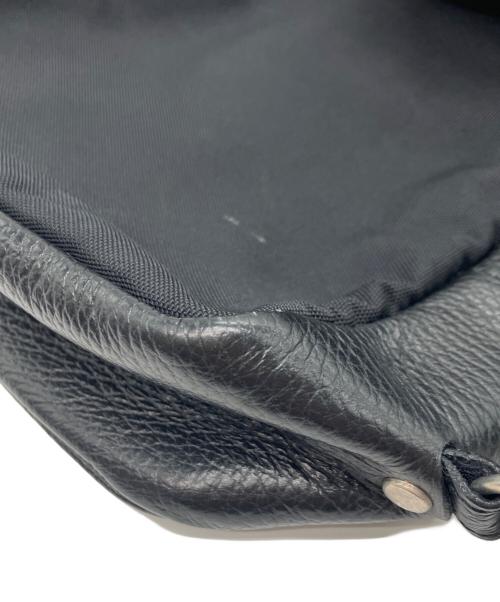 Samsonite（サムソナイト）Samsonite (サムソナイト) ホクストン スリングバッグ ブラックの古着・服飾アイテム