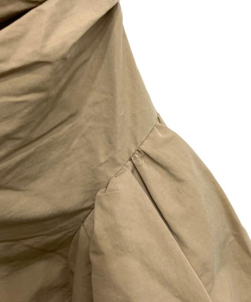 JOSE MOON（ジョゼムーン）JOSE MOON (ジョゼムーン) TACKED LONG DRESS ベージュ サイズ:36の古着・服飾アイテム