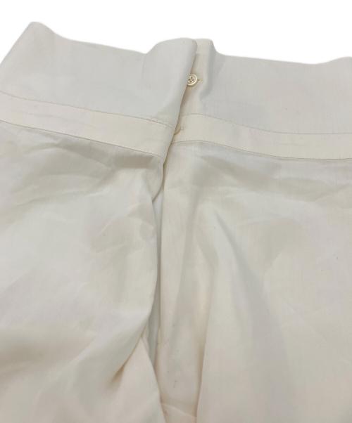 ETRE TOKYO（エトレトウキョウ）ETRE TOKYO (エトレトウキョウ) シングルカフスクルーネックトップス アイボリー サイズ:FREE 未使用品の古着・服飾アイテム