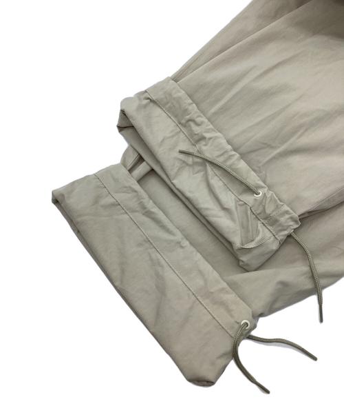 H BEAUTY&YOUTH（エイチ ビューティー&ユース）H BEAUTY&YOUTH (エイチ ビューティー&ユース) H　BEAUTY&YOUTH UNITED ARROWS　タイプライタースノーパンツ アイボリー サイズ:Sの古着・服飾アイテム