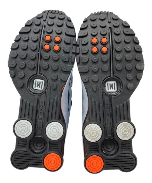 NIKE（ナイキ）NIKE (ナイキ) SHOX R4 シルバー サイズ:24.5cm 未使用品の古着・服飾アイテム