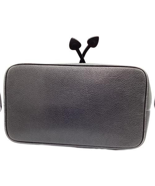 Yves Saint Laurent（イヴサンローラン）Yves Saint Laurent (イヴサンローラン) ダイヤカット2WAYバッグ ブラックの古着・服飾アイテム