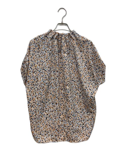 SHIPS（シップス）SHIPS (シップス) ネックギャザープリントドルマンブラウス　311-61-0836 マルチカラー サイズ:Freeの古着・服飾アイテム