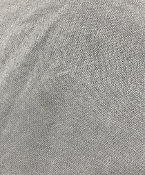 HOMME PLISSE ISSEY MIYAKE（オム プリッセ イッセイ ミヤケ）HOMME PLISSE ISSEY MIYAKE (オム プリッセ イッセイ ミヤケ) STREAMLINE SHIRT グレー サイズ:3の古着・服飾アイテム