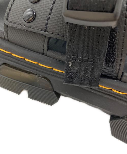 Dr.Martens（ドクターマーチン）Dr.Martens (ドクターマーチン) ストラップサンダル ブラック サイズ:UK4の古着・服飾アイテム