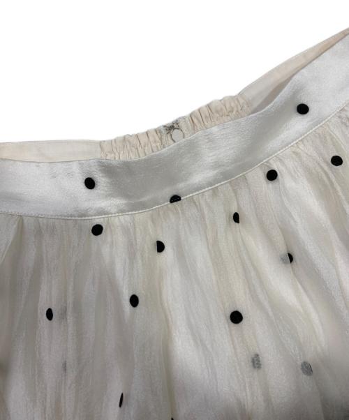 JUSGLITTY（ジャスグリッティー）JUSGLITTY (ジャスグリッティー) シャイニードットマチフレアスカート アイボリー サイズ:2の古着・服飾アイテム