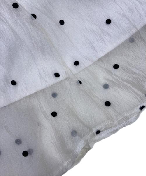 JUSGLITTY（ジャスグリッティー）JUSGLITTY (ジャスグリッティー) シャイニードットマチフレアスカート アイボリー サイズ:2の古着・服飾アイテム