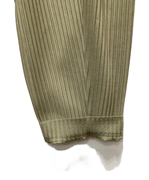HOMME PLISSE ISSEY MIYAKE（オム プリッセ イッセイ ミヤケ）HOMME PLISSE ISSEY MIYAKE (オム プリッセ イッセイ ミヤケ) パンツ オリーブ サイズ:1の古着・服飾アイテム