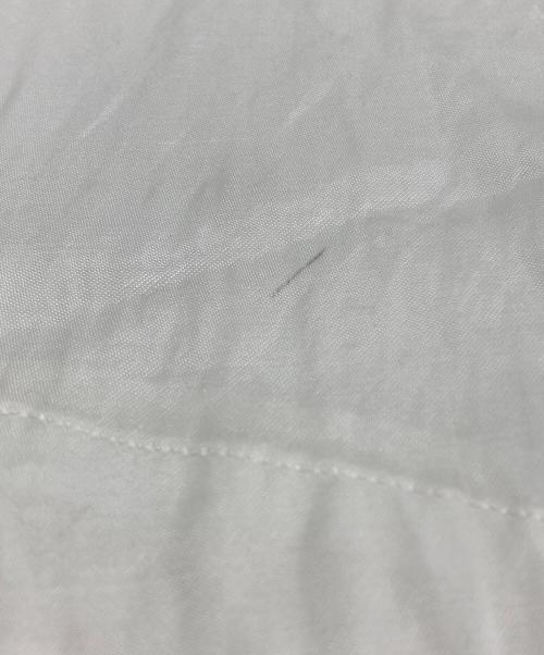 ISSEY MIYAKE（イッセイミヤケ）ISSEY MIYAKE (イッセイミヤケ) アブストラクトパターン クロップドパンツ アシンメトリーパンツ ホワイト サイズ:1の古着・服飾アイテム