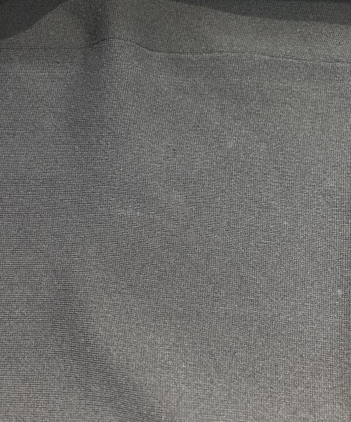 ISSEY MIYAKE（イッセイミヤケ）ISSEY MIYAKE (イッセイミヤケ) カットアウトニットワンピース　IM03KT287 ブラック サイズ:2の古着・服飾アイテム