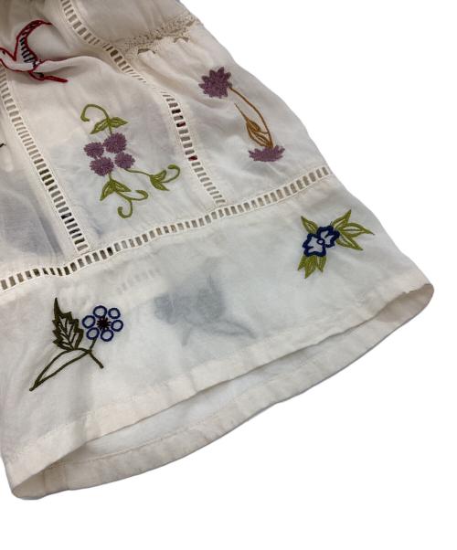 TODAYFUL（トゥデイフル）TODAYFUL (トゥデイフル) Embroidery Patchwork Trousers ベージュ サイズ:38の古着・服飾アイテム