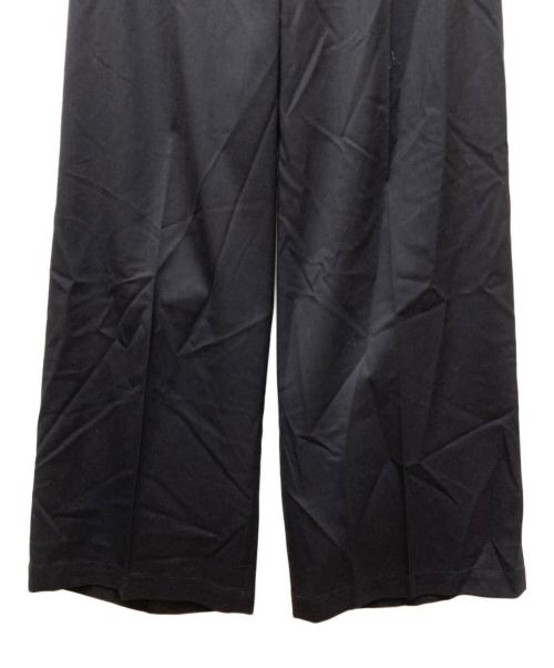 MAISON SPECIAL（メゾンスペシャル）MAISON SPECIAL (メゾンスペシャル) Wool Mix Continuous Tow-Tuck Wide Pants/ウールミックスコンティニュアスツータックワイドパンツ ネイビーの古着・服飾アイテム