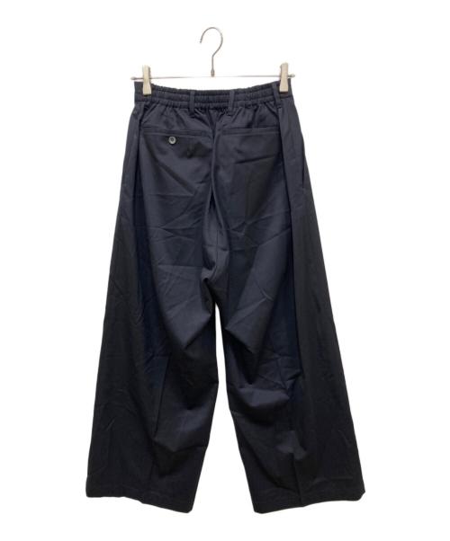 MAISON SPECIAL（メゾンスペシャル）MAISON SPECIAL (メゾンスペシャル) Wool Mix Continuous Tow-Tuck Wide Pants/ウールミックスコンティニュアスツータックワイドパンツ ネイビーの古着・服飾アイテム