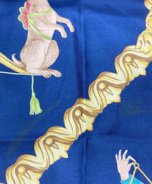 Salvatore Ferragamo（サルヴァトーレ フェラガモ）Salvatore Ferragamo (サルヴァトーレ フェラガモ) シルクスカーフ グリーンの古着・服飾アイテム