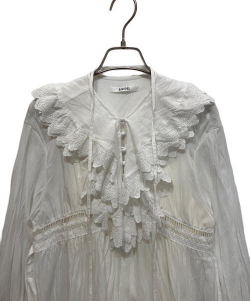 Snidel（スナイデル）Snidel (スナイデル) コットンライクラッフルカラーチュニック ホワイト サイズ:Fの古着・服飾アイテム