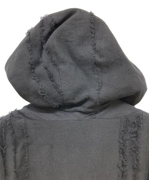 D.HYGEN（ディーハイゲン）D.HYGEN (ディーハイゲン) ウールSCABブロークンストライプジャガードフーデットハーフコート ブラック サイズ:2 未使用品の古着・服飾アイテム