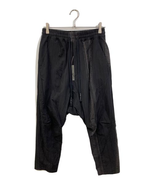 D.HYGEN（ディーハイゲン）D.HYGEN (ディーハイゲン) Crack Random Stripe Jacquard Cropped Pants ブラック サイズ:	SIZE 1の古着・服飾アイテム