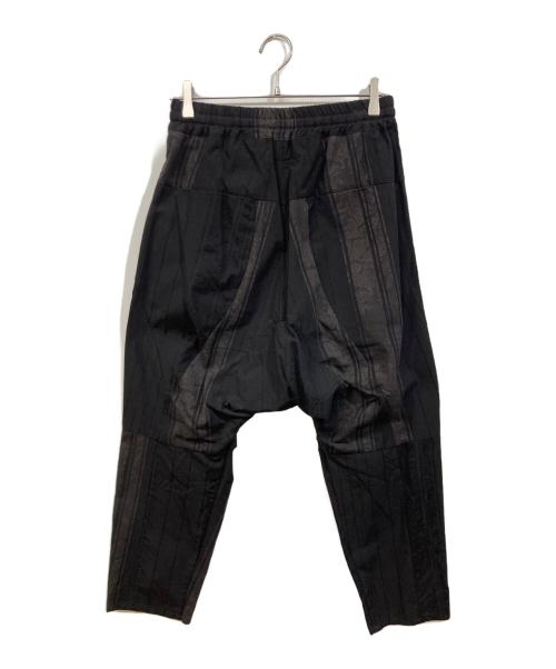 D.HYGEN（ディーハイゲン）D.HYGEN (ディーハイゲン) Crack Random Stripe Jacquard Cropped Pants ブラック サイズ:	SIZE 1の古着・服飾アイテム