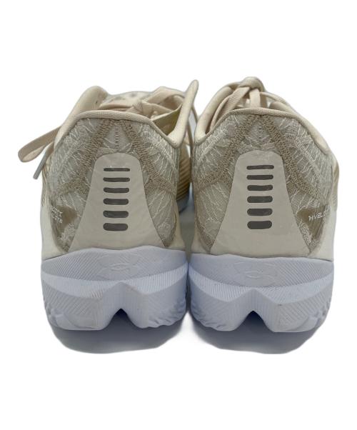 UNDER ARMOUR（アンダーアーマー）UNDER ARMOUR (アンダーアーマー) UAベロシティ エリート2 アイボリー サイズ:26.5の古着・服飾アイテム