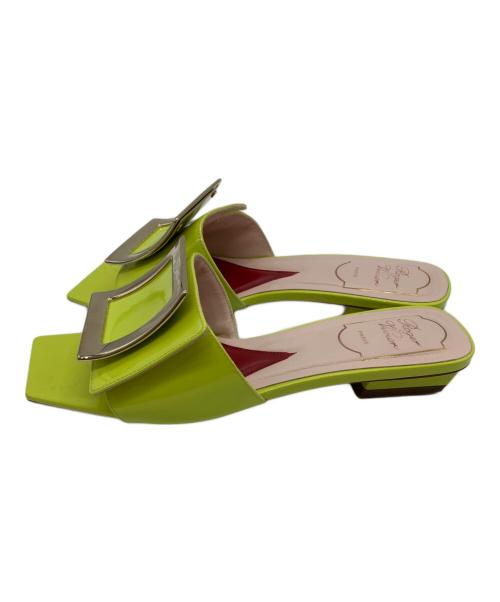 Roger Vivier（ロジェ ヴィヴィエ）Roger Vivier (ロジェ ヴィヴィエ) LOVE METAL BUCKLE MULE グリーン サイズ:36の古着・服飾アイテム