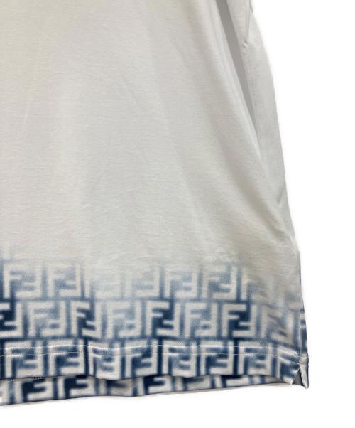 FENDI（フェンディ）FENDI (フェンディ) FFモノグラム グラデーションTシャツ ホワイト×ブルー サイズ:XLの古着・服飾アイテム