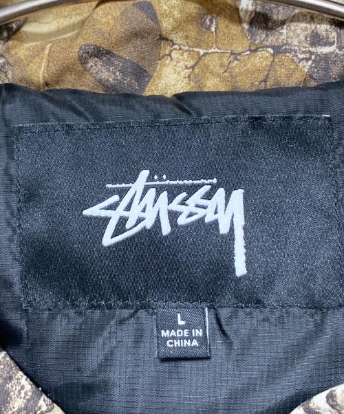 stussy（ステューシー）stussy (ステューシー) REALTREE INSULATED HOODED JKT ブラウン サイズ:Lの古着・服飾アイテム