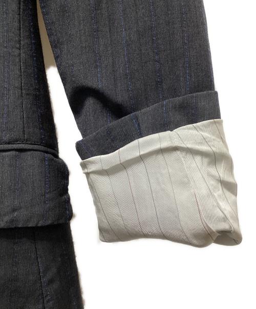 COMME des GARCONS HOMME PLUS（コムデギャルソンオムプリュス）COMME des GARCONS HOMME PLUS (コムデギャルソンオムプリュス) 特殊加工テーラードコート グレー サイズ:Ｍの古着・服飾アイテム
