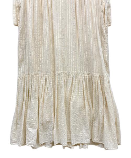 ne quittez pas（ヌキテパ）ne quittez pas (ヌキテパ) Cotton Lurex Stripe Tiered Dress ベージュ サイズ:Mの古着・服飾アイテム