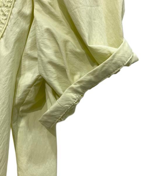 UNITED ARROWS（ユナイテッドアローズ）UNITED ARROWS (ユナイテッドアローズ) エンブロイダリー コンビ ショートスリーブ ブラウス　1516-162-1577 イエロー サイズ:Freeの古着・服飾アイテム
