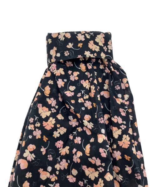 merlette（マーレット）merlette (マーレット) フラワープリントラップドレス ブラック サイズ:XSの古着・服飾アイテム