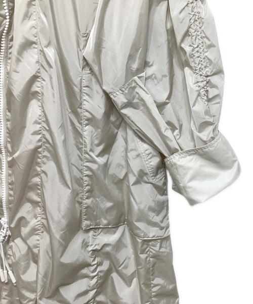 styling/（スタイリング）styling/ (スタイリング) パラシュート ロングコート ライトグレーの古着・服飾アイテム