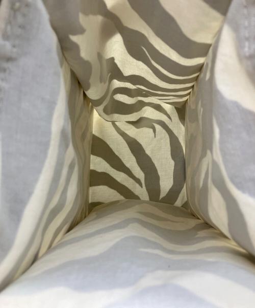 amiacalva（アミアカルヴァ）amiacalva (アミアカルヴァ) LEOPARD EASY BAG S ホワイトの古着・服飾アイテム