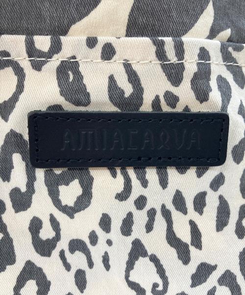 amiacalva（アミアカルヴァ）amiacalva (アミアカルヴァ) LEOPARD EASY BAG S ホワイトの古着・服飾アイテム