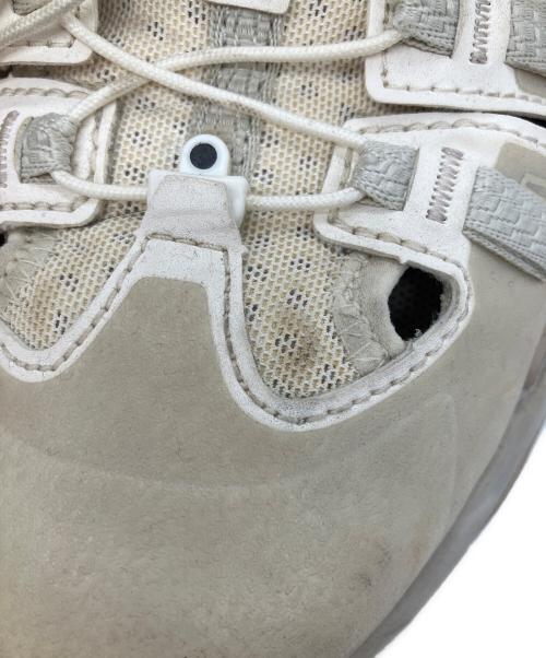 THE NORTH FACE（ザ ノース フェイス）THE NORTH FACE (ザ ノース フェイス) スニーカー　ベクティブ タラバル ブリーズ ベージュ サイズ:25㎝の古着・服飾アイテム