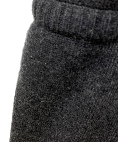 ETRE TOKYO（エトレトウキョウ）ETRE TOKYO (エトレトウキョウ) Vネックニットオールインワン グレー サイズ:Mの古着・服飾アイテム