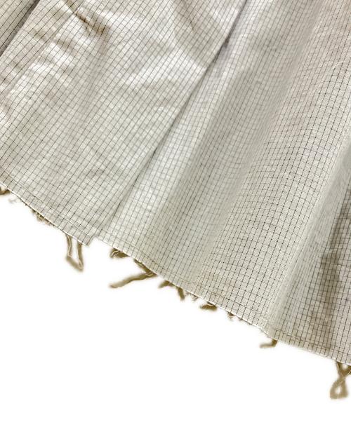 ETRE TOKYO（エトレトウキョウ）ETRE TOKYO (エトレトウキョウ) ランダムタックボリュームスカート グレー サイズ:Mの古着・服飾アイテム
