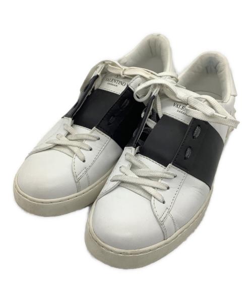 VALENTINO GARAVANI（ヴァレンティノ・ガラヴァーニ）VALENTINO GARAVANI (ヴァレンティノ・ガラヴァーニ) スニーカー ホワイト×ブラック サイズ:39の古着・服飾アイテム