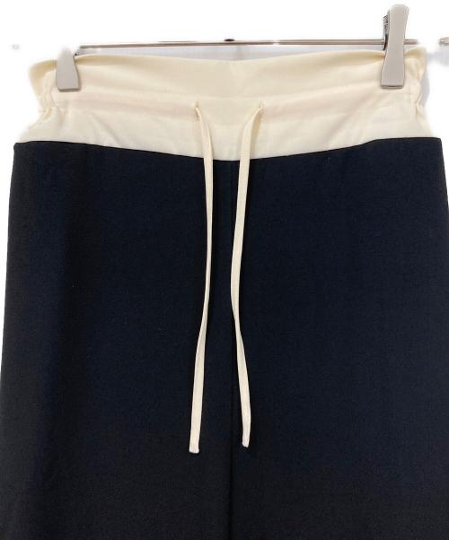 HeRIN.CYE（ヘリンドットサイ）HeRIN.CYE (ヘリンドットサイ) Drost gather pants ブラック サイズ:SIZE 36の古着・服飾アイテム