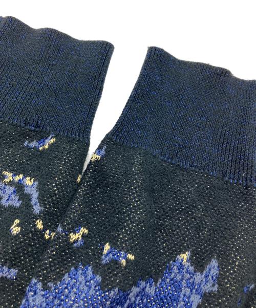 TOGA VIRILIS（トーガ ビリリース）TOGA VIRILIS (トーガ ビリリース) ニットカーディガン ブラック×ブルー サイズ:46の古着・服飾アイテム