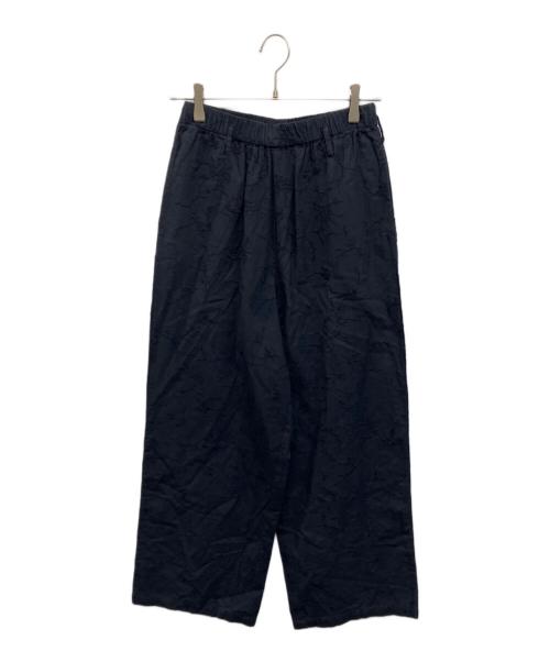 23区（ニジュウサンク）23区 (ニジュウサンク) フラワーエンブロイダリー ワイドパンツ ネイビー サイズ:36 未使用品の古着・服飾アイテム