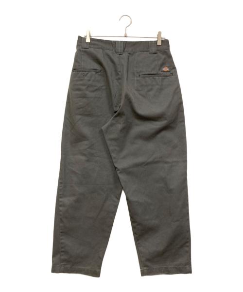 COOTIE PRODUCTIONS（クーティープロダクツ）COOTIE PRODUCTIONS (クーティープロダクツ) Dickies (ディッキーズ) Raza 1 Tuck Trousers グレー サイズ:SIZE Sの古着・服飾アイテム