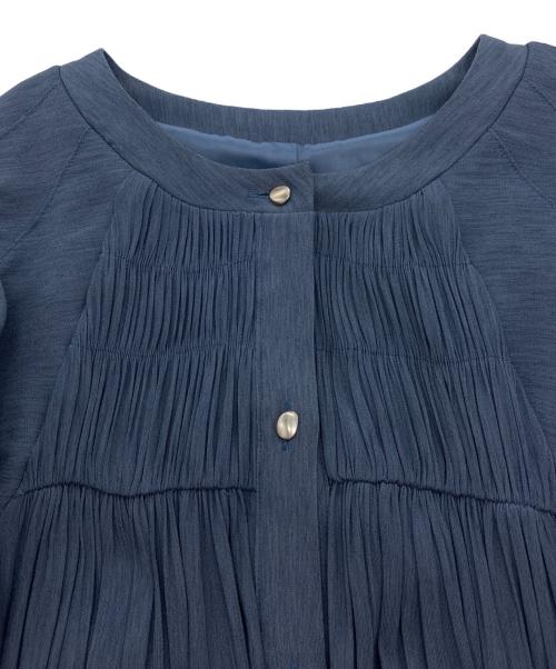 UNITED TOKYO（ユナイテッドトーキョー）UNITED TOKYO (ユナイテッドトーキョー) フレアスリーブリラックスドレス ブルー サイズ:Freeの古着・服飾アイテム