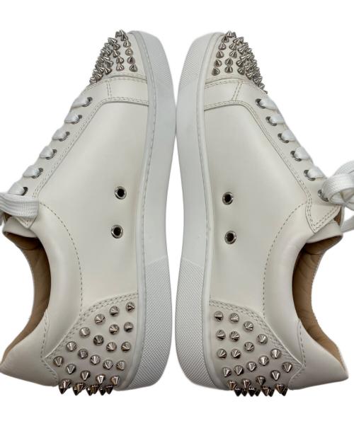 Christian Louboutin（クリスチャン・ルブタン）Christian Louboutin (クリスチャン・ルブタン) SEAVASTE 2 FLAT ホワイト サイズ:42の古着・服飾アイテム