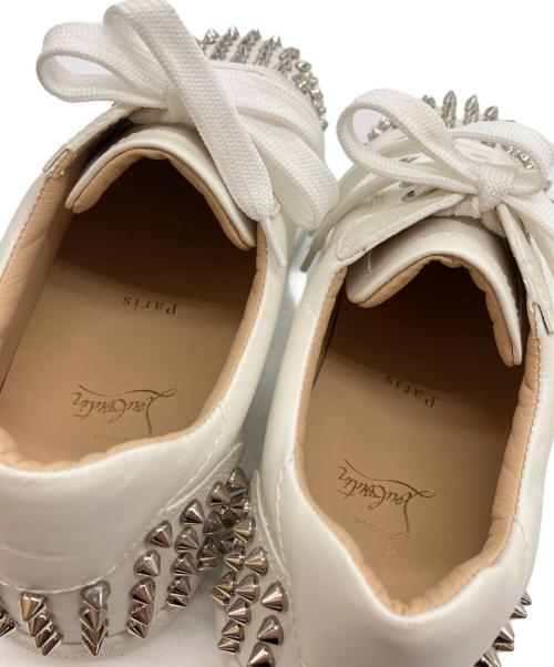 Christian Louboutin（クリスチャン・ルブタン）Christian Louboutin (クリスチャン・ルブタン) SEAVASTE 2 FLAT ホワイト サイズ:42の古着・服飾アイテム